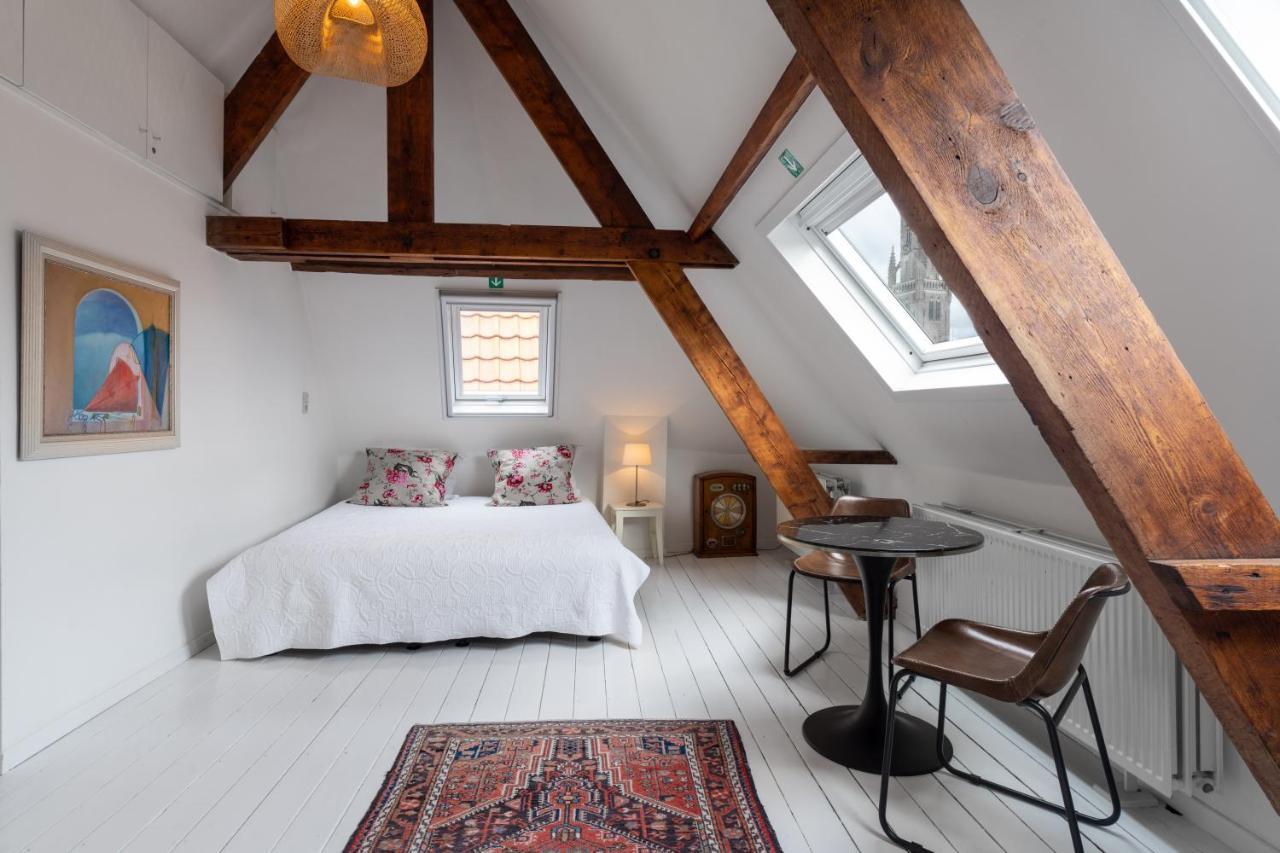 The Blue House Bed and Breakfast Bruges Esterno foto